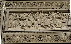 Veroli kistje, detail met de ontvoering van Europa, (900-1000), Victoria and Albert Museum, Londen