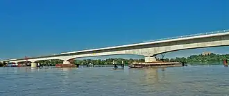 Brug over de Rhône van de LGV Méditerranée