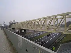 Nieuw viaduct Nieuwe Houtenseweg en links voormalige Nieuwe Houtenseweg