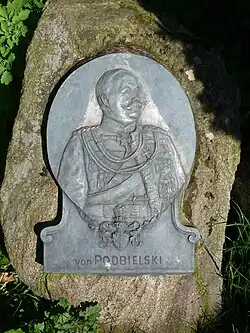 Als Luitenant-Generaal der Cavalerie in huzarenunform