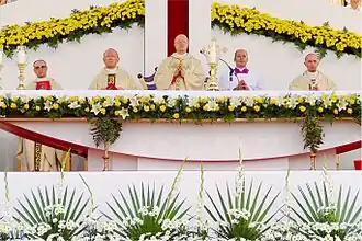 Kardinaal Abril y Castelló (links)