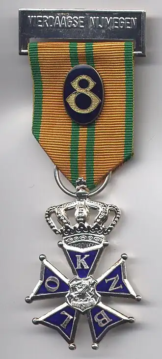 Vierdaagse Kruis met kroon (6de deelname)