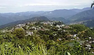 Uitzicht op de plaats Tamenglong in het district Tamenglong