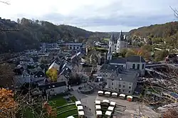 Zicht op het stadscentrum vanaf de Anticlinaal van Durbuy