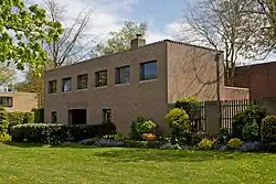 Villa aan de Zuiderparkweg 105 te Den Bosch. Gebouwd in 1968/69. Ontworpen door Nico van der Laan.