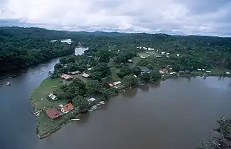 Camopi vanuit de lucht