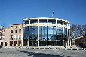 Stadhuis en mediatheek