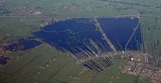 Luchtfoto van de Vinkeveense Plassen, mei 2018