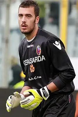 Viviano in 2011 als speler van Bologna