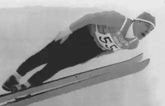 Persfoto van Vladimir Belooesov in actie tijdens de Olympische Winterspelen van 1968
