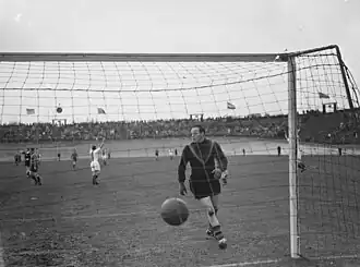 NEC-keeper Jansen in de thuiswedstrijd tegen Ajax (2-2) op 17 januari 1954