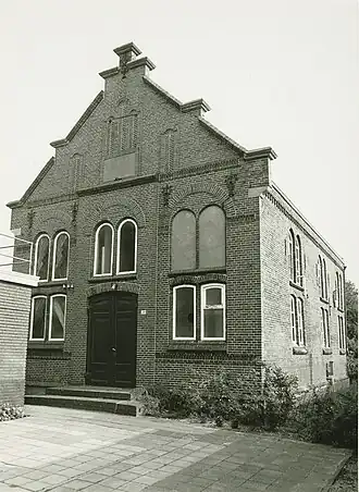 Vooraanzicht van de laatste Joodse synagoge te Oude Pekela (1974)