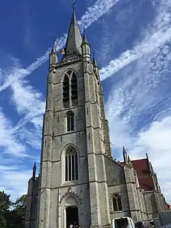 Vooraanzicht Sint-Hermesbasiliek