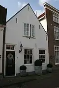 18e eeuw woonhuis aan de Schoolstraat 25 (rijksmonument)
