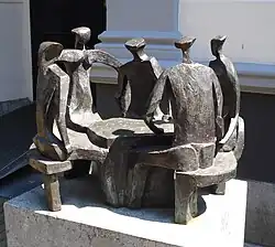 "Het Waagstuk" (2001) van Frans Kokshoorn aan de Herenstraat.