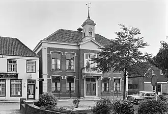 Raadhuis, vijf jaar voor de brand van 1973.