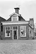 Voorgevel van het voormalige waaggebouw in 1967.