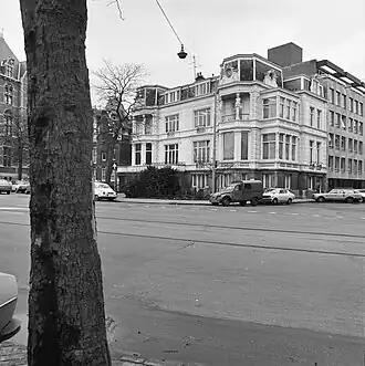 Stadhouderskade 40-41 in vroeger tijd (1978) uiterst links het Rijksmuseum