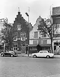 Huis met de Luts (rechts) in 1966
