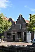 Woonhuis met klokgevel[1]