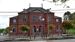 Het voormalig gemeentehuis