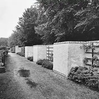 Tuinmuur van kasteel Groeneveld