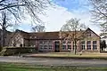 Voormalige St. Antoniusschool en onderwijzerswoning