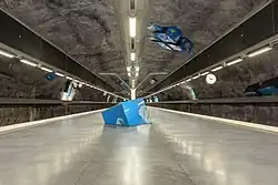 De blokken lucht op en rond het perron