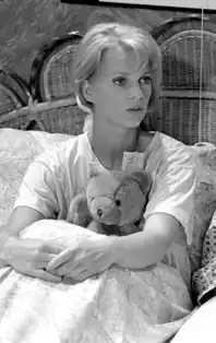 Mary-Lou van Stenis als Ellen in Vrienden voor het leven (1992)