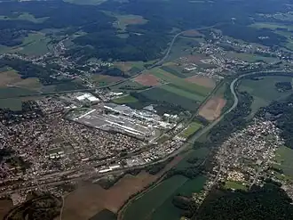 Montmacq vanuit de lucht (rechts)