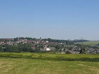 Montmirail, met op de voorgrond de Petit Morin