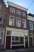 Winkel-woonhuis in Laat Neoclassicisme stijl