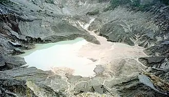 Tangkuban Perahu krater