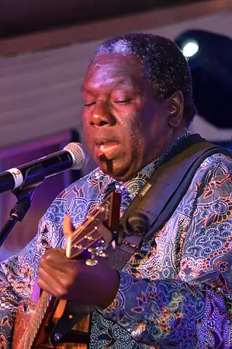 Vusi Mahlasela in 2015