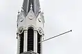 Sloterkerk in Sloten. Een van de galmborden heeft een uitsparing voor de vlaggenstok.