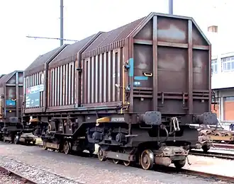 AAR Bus+Bahn rolbokken met colywagen te Suhr.