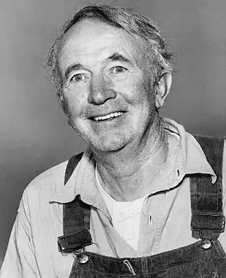 Walter Brennan (1958)