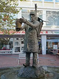 Kunstwerk in het centrum door Paul Reding[3] Kiepenkerl