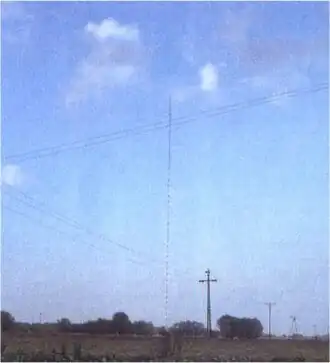 De mast van op een afstand