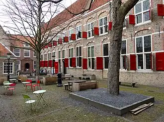 Binnenplaats van het voormalige weeshuis van Gouda