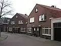Twee woonblokken elk bestaande uit twee woningen