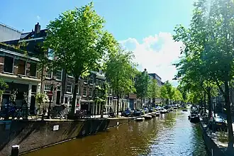 Lauriergracht, gezien vanaf de Prinsengracht