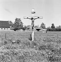 Wegkruis bij viaduct Eg, te Berkelaar, 1973.