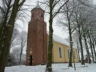 Hervormde kerk van Wehe Oorspronkelijk gebouwd in 2e kwart 13e eeuw en toren in 1656 (bekroning vernieuwd in 1819 en 1912). Gepleisterd in 1880.