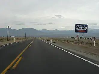 De SR 372 aan de rand van Pahrump