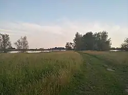 Het eiland De Welle met de Hank (L) en IJssel (R)