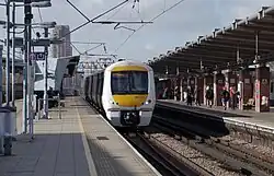 Trein van c2c in station West Ham