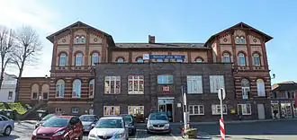 Voorzijde stationsgebouw