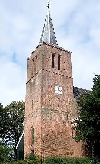 De toren van de Sint Michaël of Dorpskerk