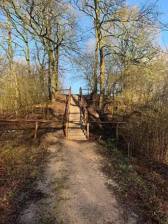 Westelijke toegangstrap Trapjesberg